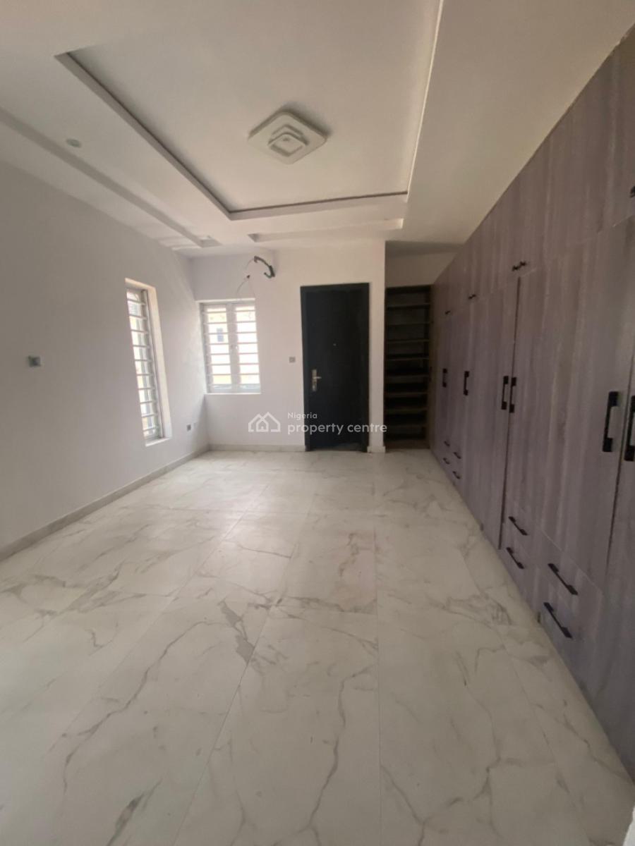 5 Bedroom Detached with Bq, Chevron, Lekki, Lagos, Detached Duplex for Sale