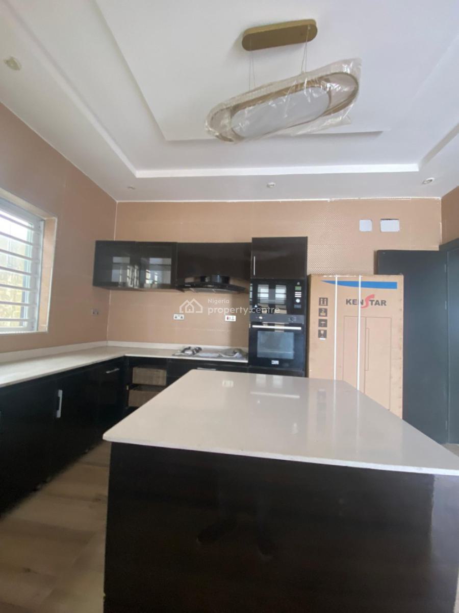 5 Bedroom Detached with Bq, Chevron, Lekki, Lagos, Detached Duplex for Sale