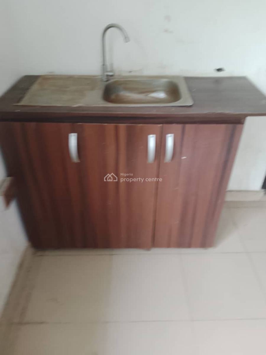 a Room Self Contain, Around, Vgc, Lekki, Lagos, Flat / Apartment for Rent