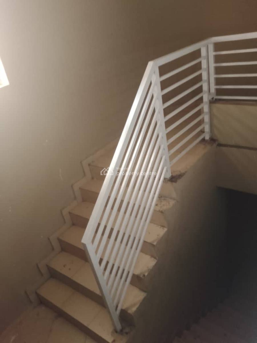 a Room Self Contain, Around, Vgc, Lekki, Lagos, Flat / Apartment for Rent