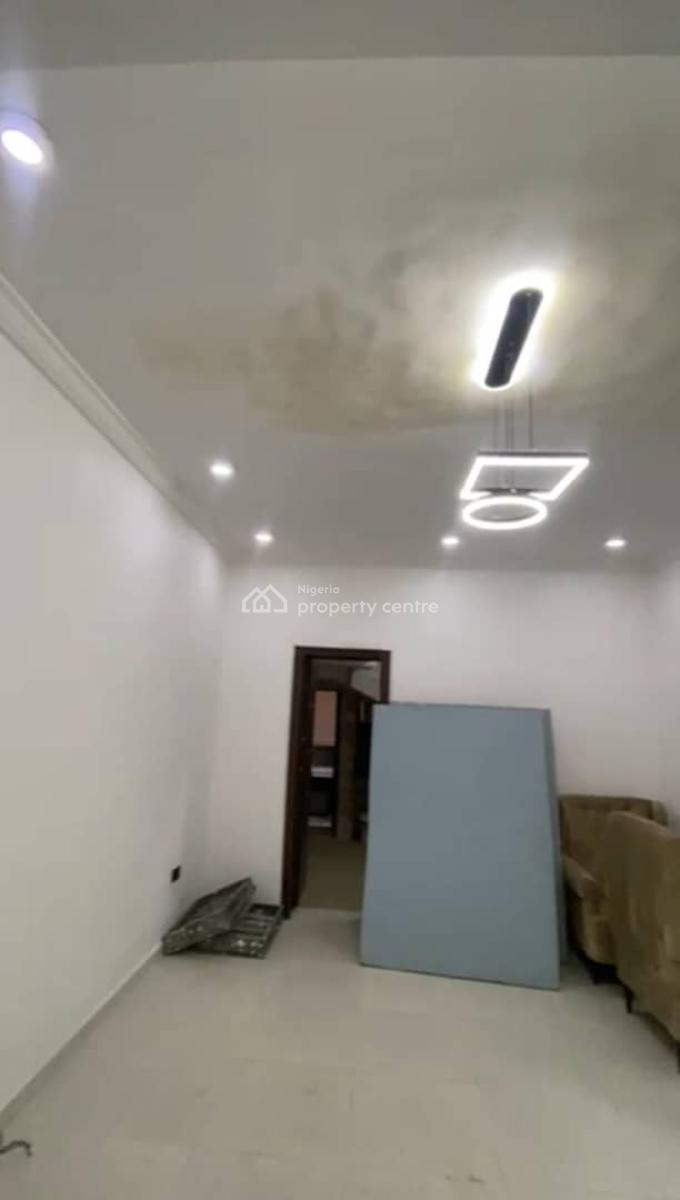 Newly Built 2bedroom Self Compound, Gated Community, Soluyi, Gbagada, Lagos, Flat / Apartment for Rent