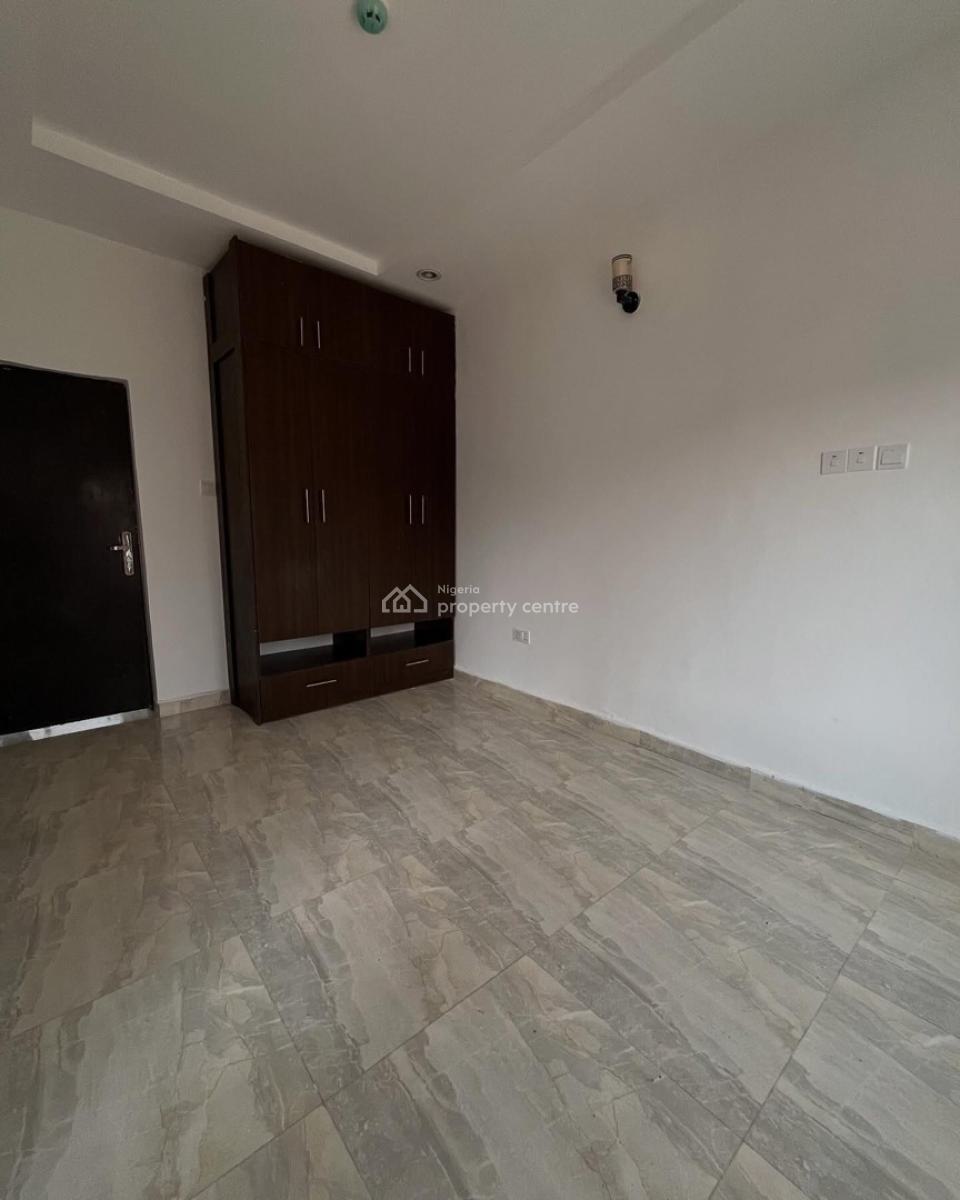 Newly Designed 3 Bedrooms Spacious Apartment, Tarred Road, Wuye, Abuja, Flat / Apartment for Sale