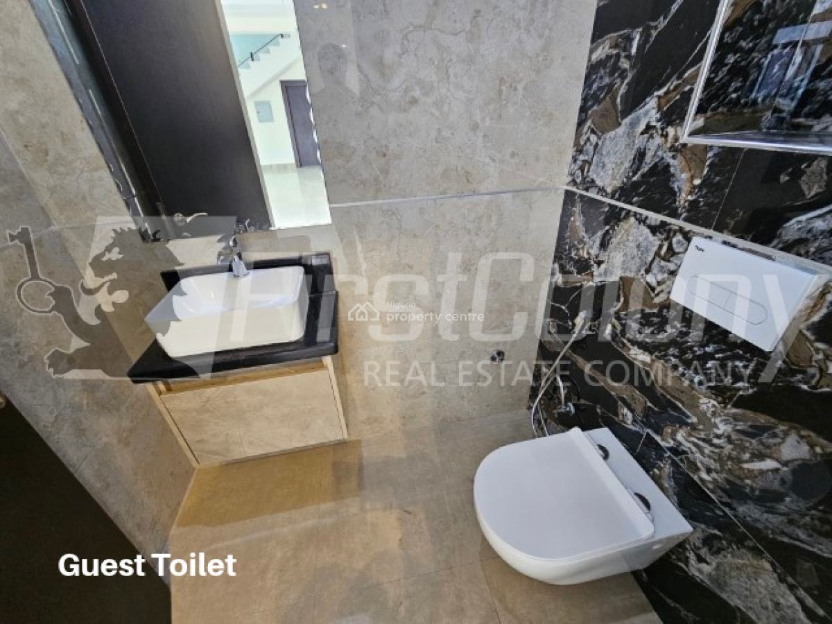 Gigantic 5 Bedroom Penthouse Maisonette with Great Facilities, Old Ikoyi, Ikoyi, Lagos, Flat / Apartment for Sale