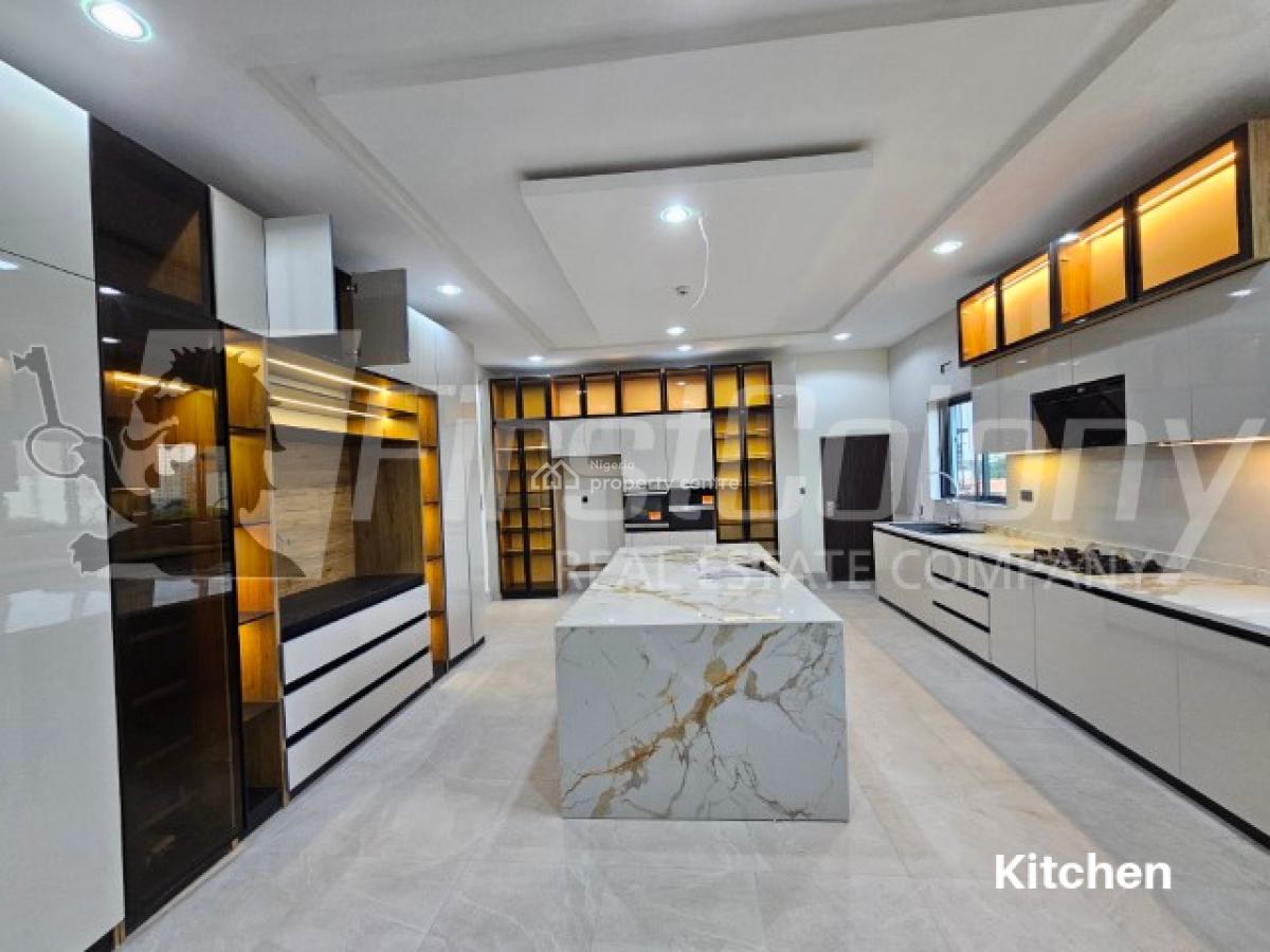 Gigantic 5 Bedroom Penthouse Maisonette with Great Facilities, Old Ikoyi, Ikoyi, Lagos, Flat / Apartment for Sale