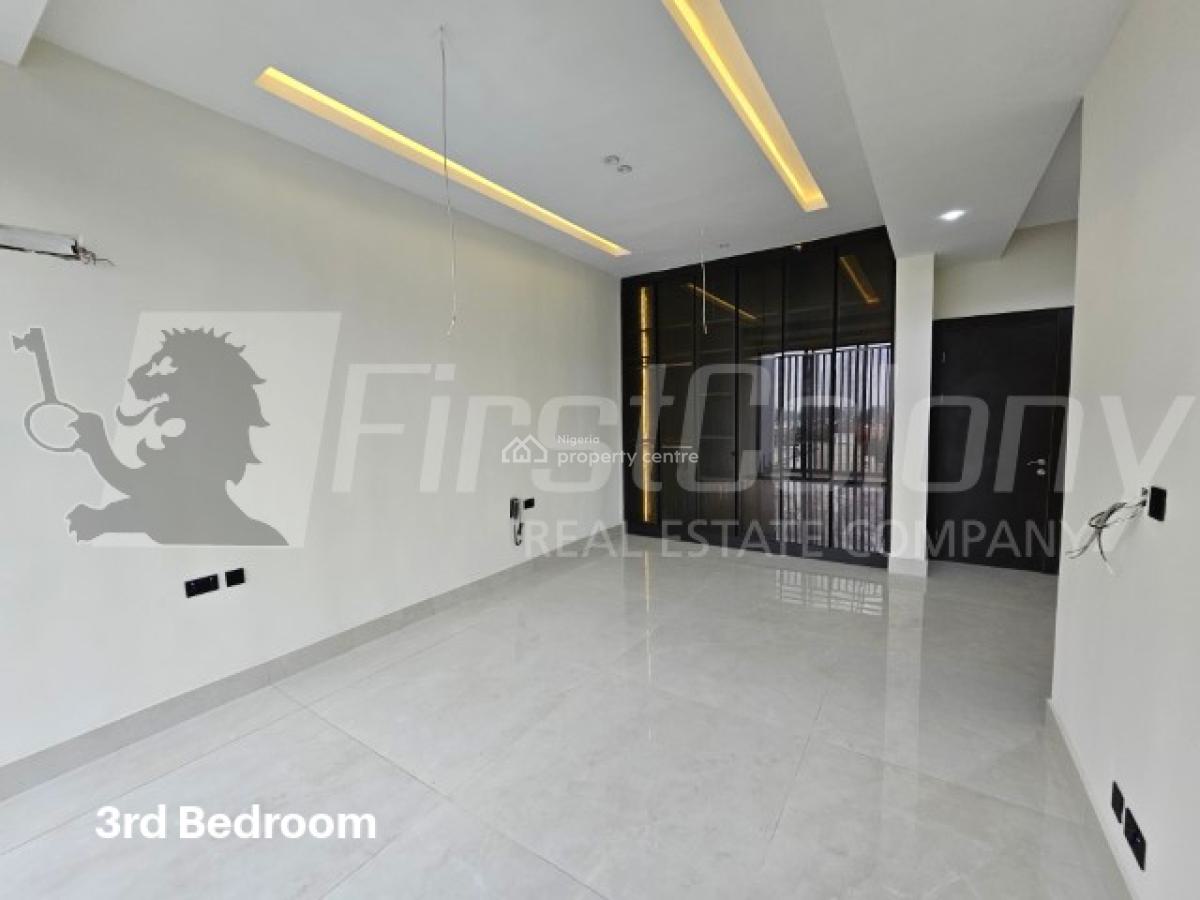 Gigantic 5 Bedroom Penthouse Maisonette with Great Facilities, Old Ikoyi, Ikoyi, Lagos, Flat / Apartment for Sale