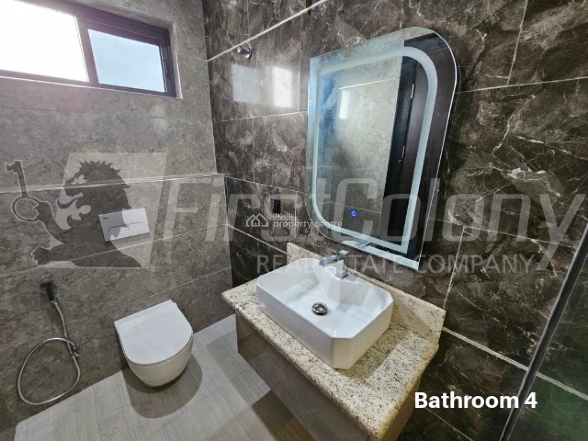 Gigantic 5 Bedroom Penthouse Maisonette with Great Facilities, Old Ikoyi, Ikoyi, Lagos, Flat / Apartment for Sale