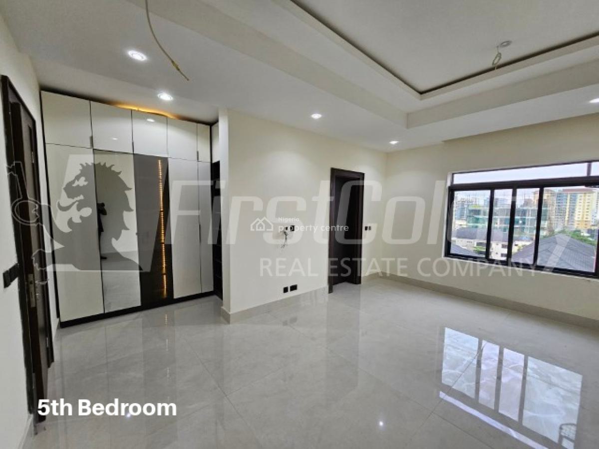 Gigantic 5 Bedroom Penthouse Maisonette with Great Facilities, Old Ikoyi, Ikoyi, Lagos, Flat / Apartment for Sale