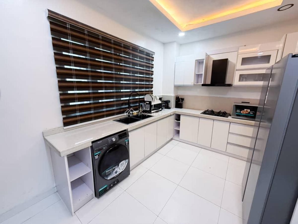 Fully Furnished 2 Bedroom Flat, Gbangbala, Lekki, Lagos, Flat / Apartment for Rent