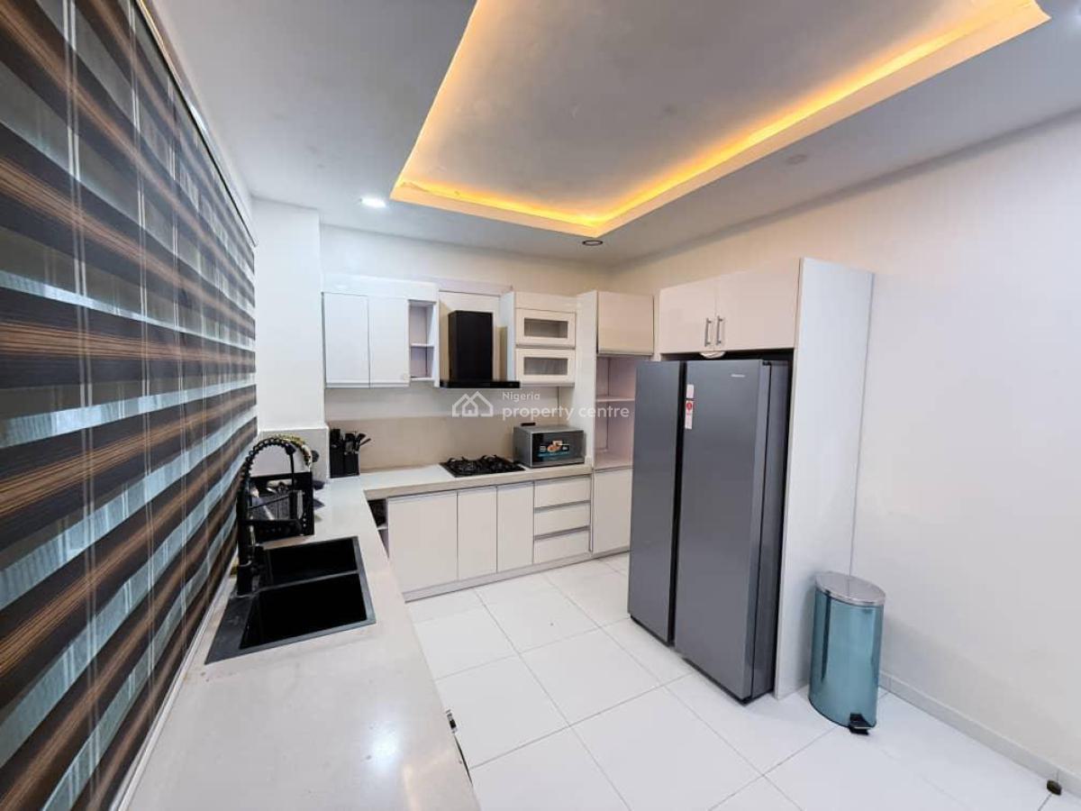 Fully Furnished 2 Bedroom Flat, Gbangbala, Lekki, Lagos, Flat / Apartment for Rent