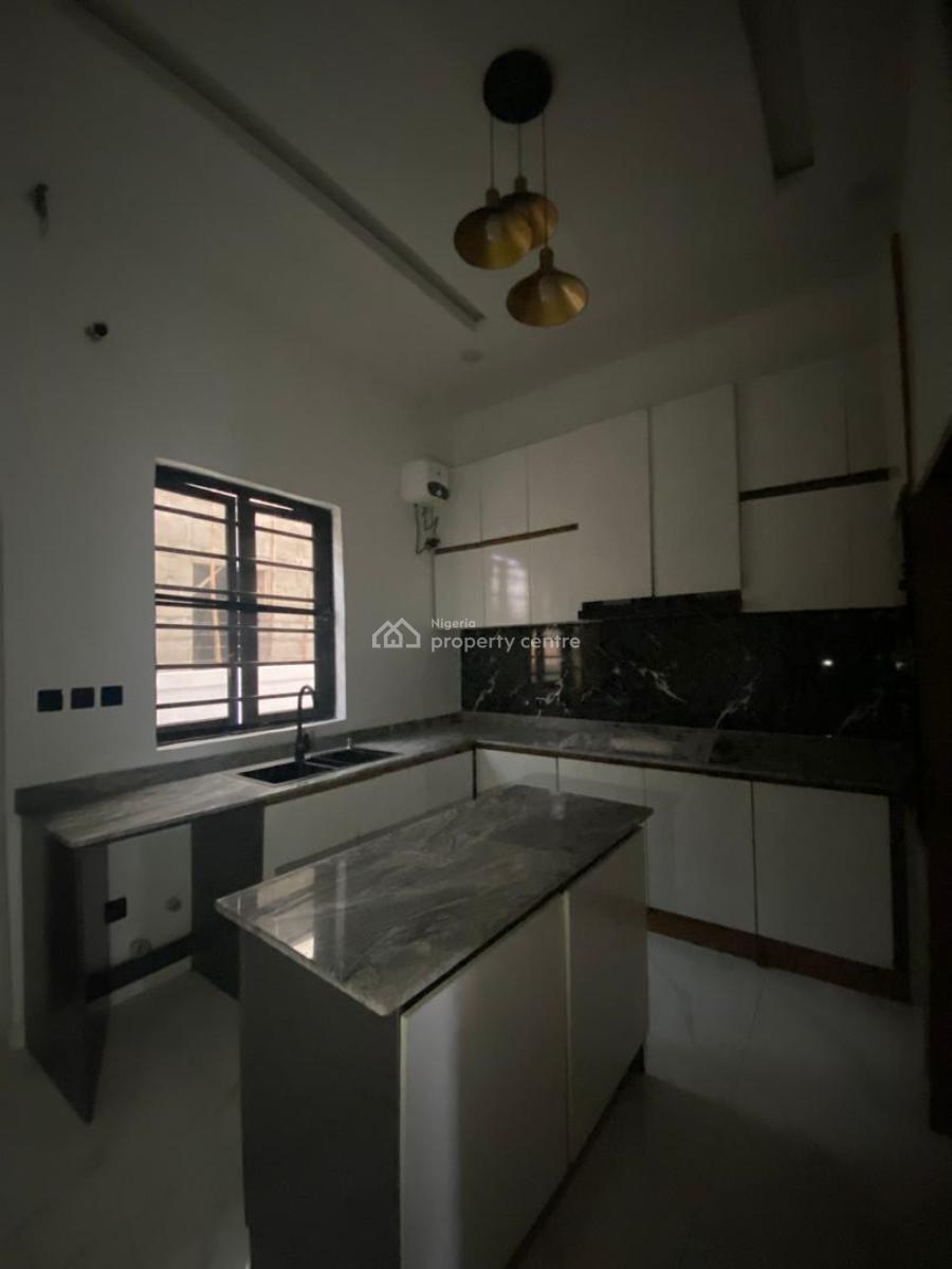4 Bedroom Terrace, Estate Around Blenco Sangotedo, Ajah, Lagos, Terraced Duplex for Sale