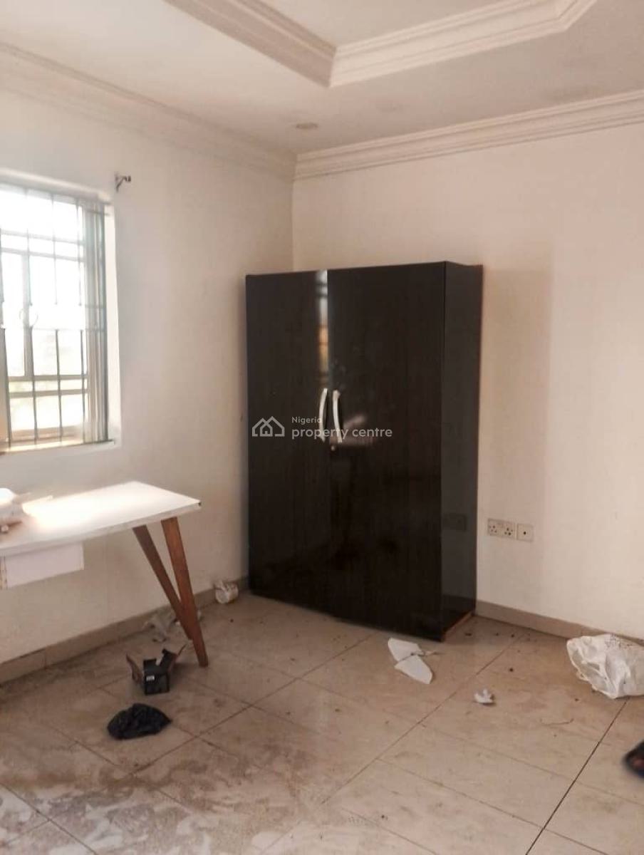 Clean and Spacious 2 Bedroom Apartment Available, Ado, Ajah, Lagos, Flat / Apartment for Rent
