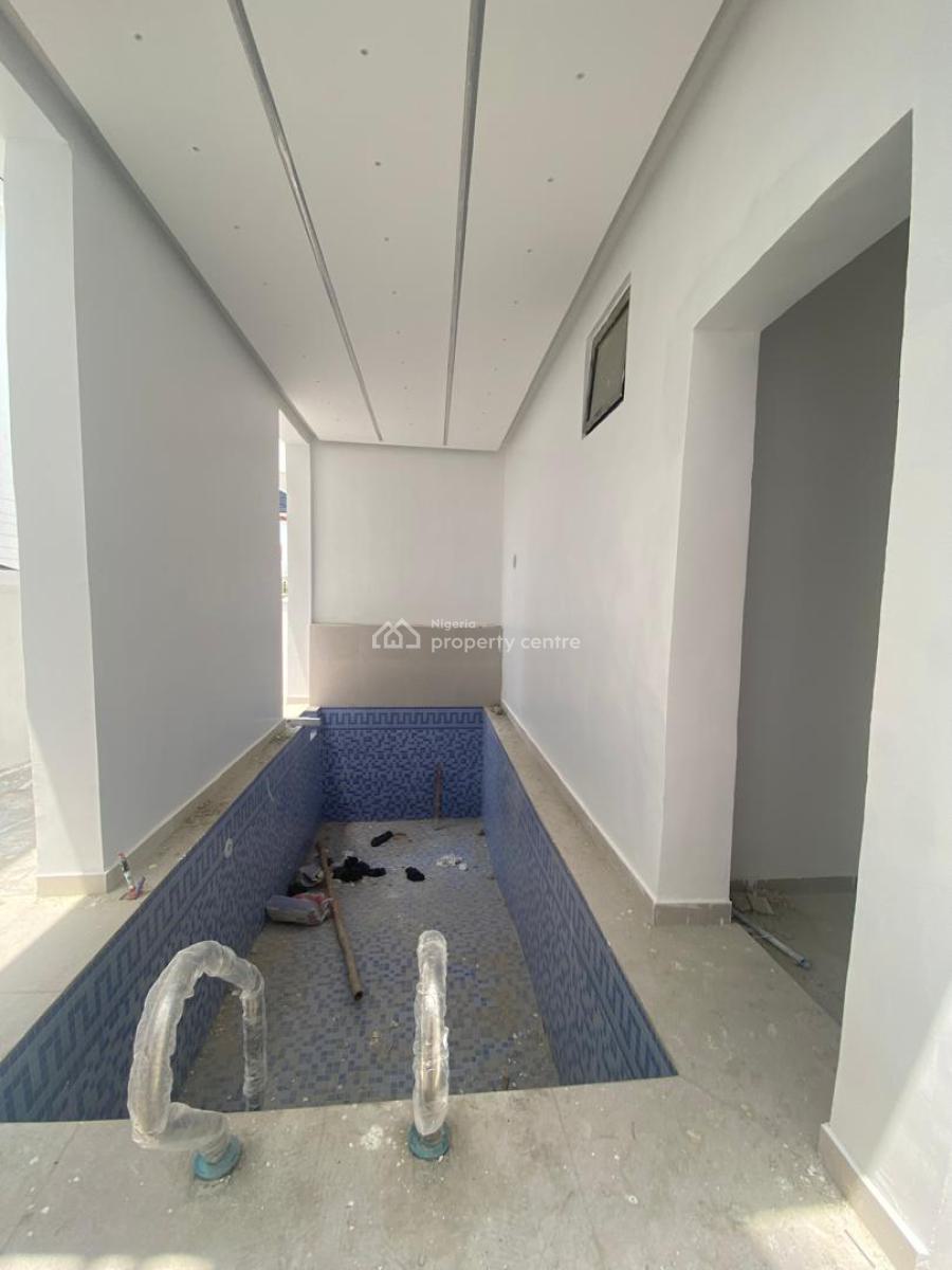 5 Bedroom Detached, Secure Estate Around, Vgc, Lekki, Lagos, Detached Duplex for Sale