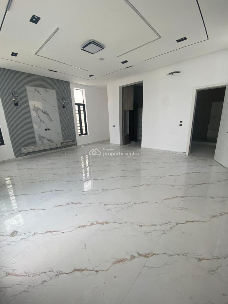 5 Bedroom Detached, Secure Estate Around, Vgc, Lekki, Lagos, Detached Duplex for Sale