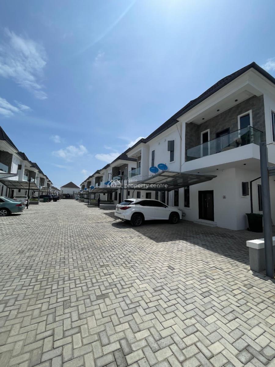 Lovely  Built 4 Bedroom Semi Detached Duplex, Orchid, Lekki, Lagos, Semi-detached Duplex for Sale