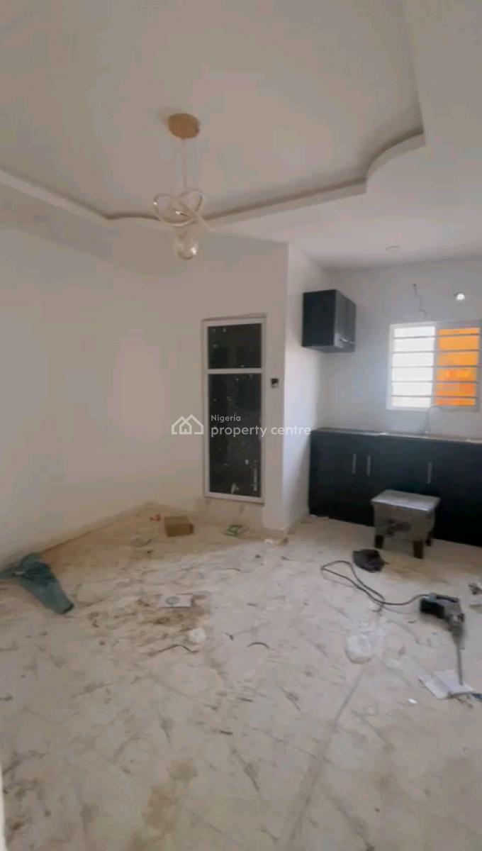a Partially Furnished and Standard Miniflat, Upstairs with 2t2b,, Off Pedro Road, Shomolu, Lagos, Mini Flat (room and Parlour) for Rent