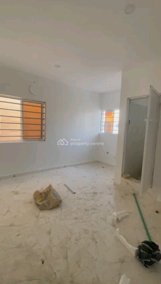 a Partially Furnished and Standard Miniflat, Upstairs with 2t2b,, Off Pedro Road, Shomolu, Lagos, Mini Flat (room and Parlour) for Rent