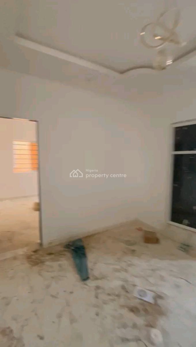 a Partially Furnished and Standard Miniflat, Upstairs with 2t2b,, Off Pedro Road, Shomolu, Lagos, Mini Flat (room and Parlour) for Rent