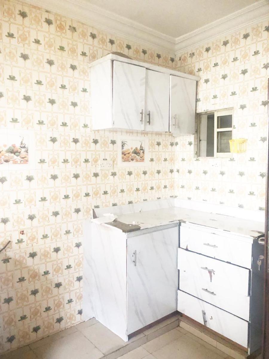 Lovely & Spacious 3 Bedroom Flat Apartment, Magodo Phase 1, Gra Phase 1, Magodo, Lagos, Flat / Apartment for Rent