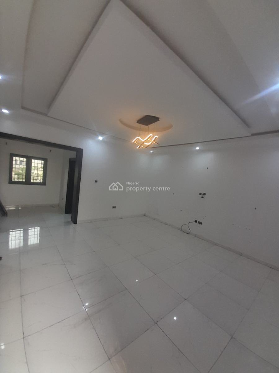 Luxury and Standard 2bedrooms Flat Upstairs, Fo1 Layout, Kubwa, Abuja, Flat / Apartment for Rent