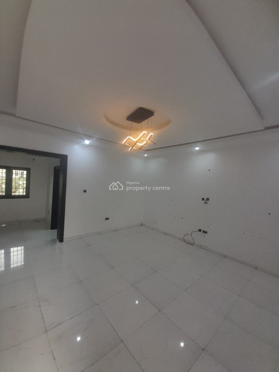 Luxury and Standard 2bedrooms Flat Upstairs, Fo1 Layout, Kubwa, Abuja, Flat / Apartment for Rent
