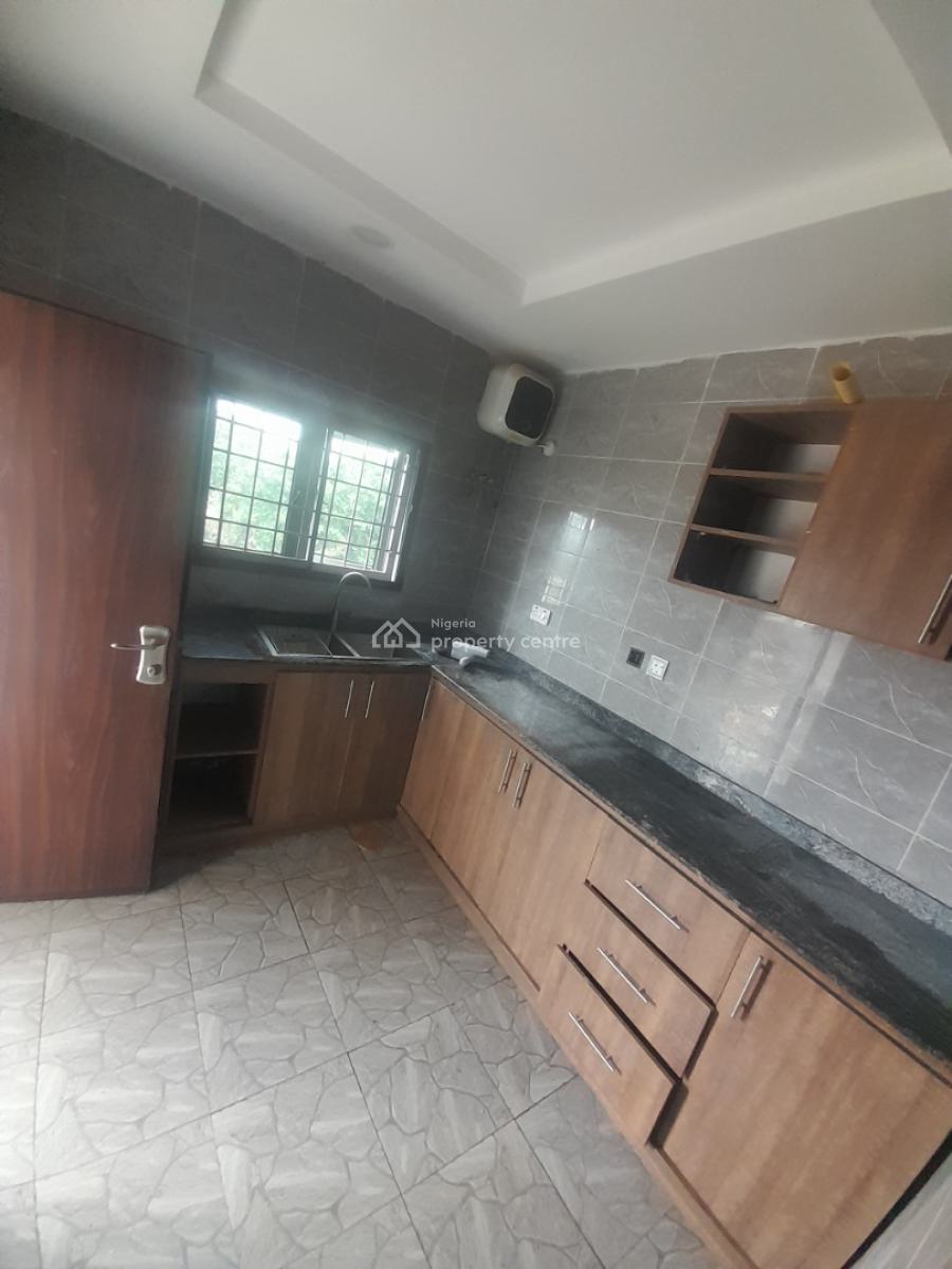 Luxury and Standard 2bedrooms Flat Upstairs, Fo1 Layout, Kubwa, Abuja, Flat / Apartment for Rent