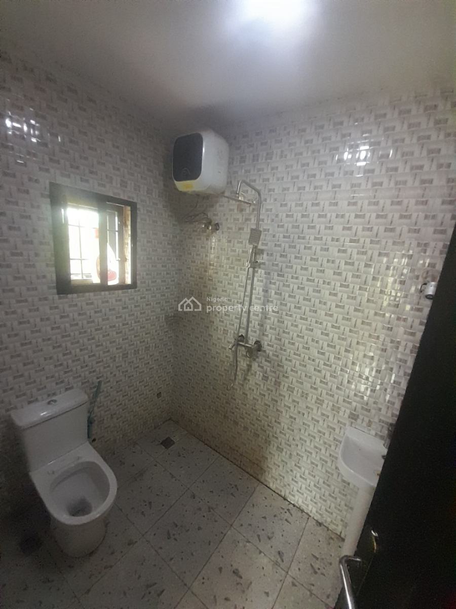 Luxury and Standard 2bedrooms Flat Upstairs, Fo1 Layout, Kubwa, Abuja, Flat / Apartment for Rent