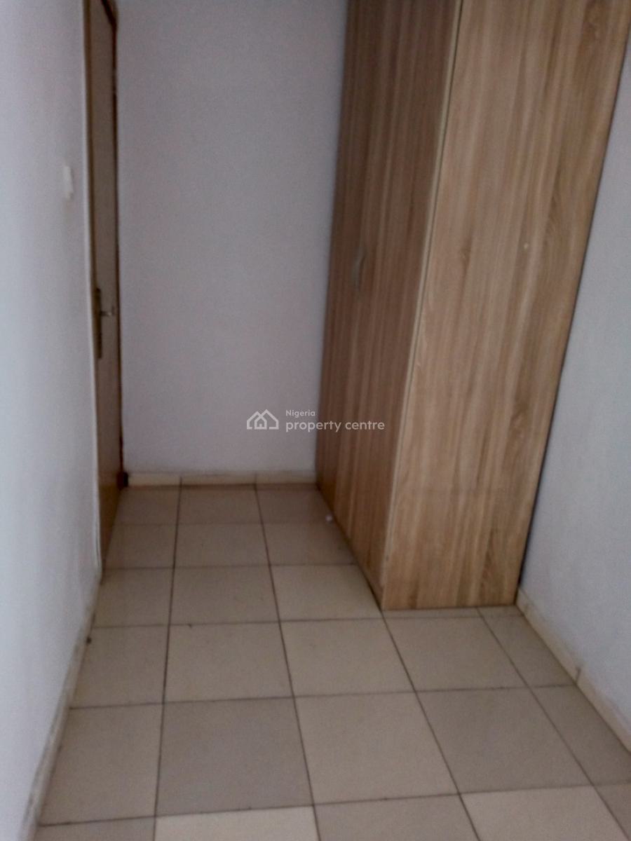 Luxurious 3bedroom Apartment with Large Kitchen, Ikota, Lekki, Lagos, Flat / Apartment for Rent