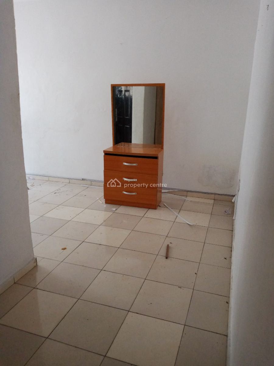 Luxurious 3bedroom Apartment with Large Kitchen, Ikota, Lekki, Lagos, Flat / Apartment for Rent