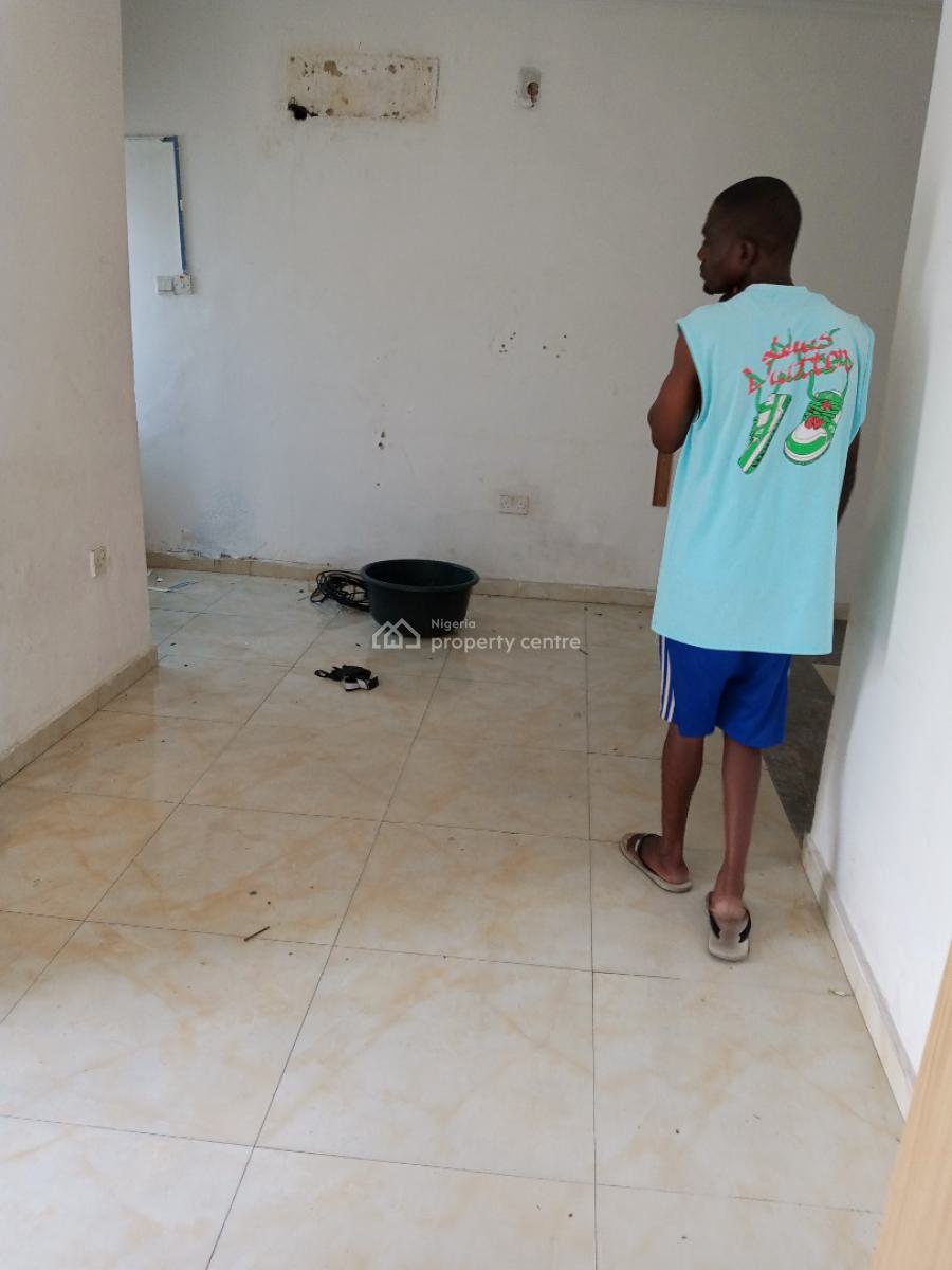 Luxurious 3bedroom Apartment with Large Kitchen, Ikota, Lekki, Lagos, Flat / Apartment for Rent