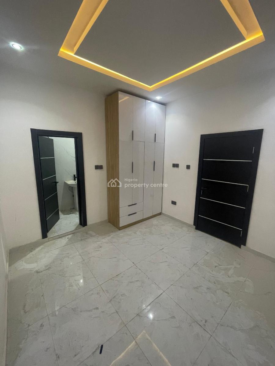 4 Bedroom Terrace Duplex, Secured Street, Gra Phase 1, Magodo, Lagos, Terraced Duplex for Sale