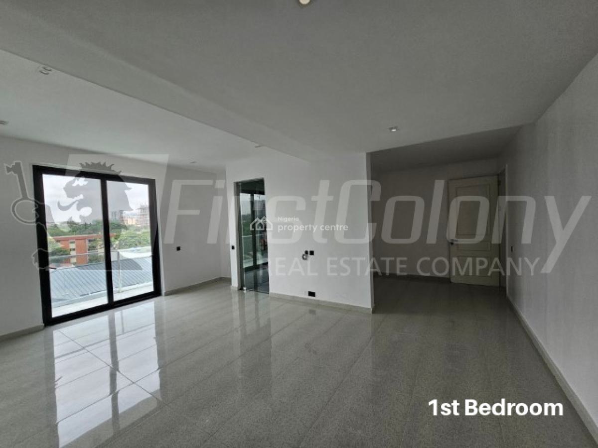 Gigantic 5 Bedroom Penthouse Maisonette with Great Facilities, Old Ikoyi, Ikoyi, Lagos, Flat / Apartment for Sale