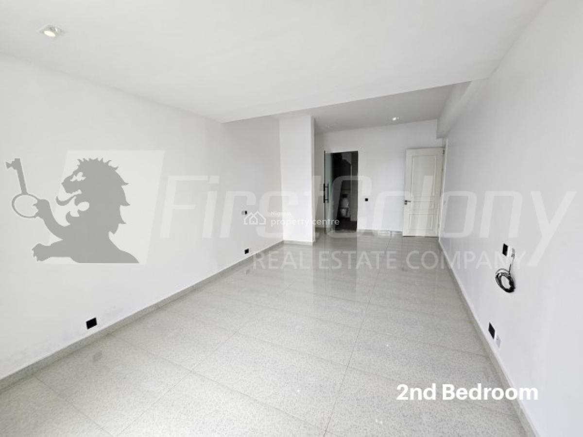 Gigantic 5 Bedroom Penthouse Maisonette with Great Facilities, Old Ikoyi, Ikoyi, Lagos, Flat / Apartment for Sale