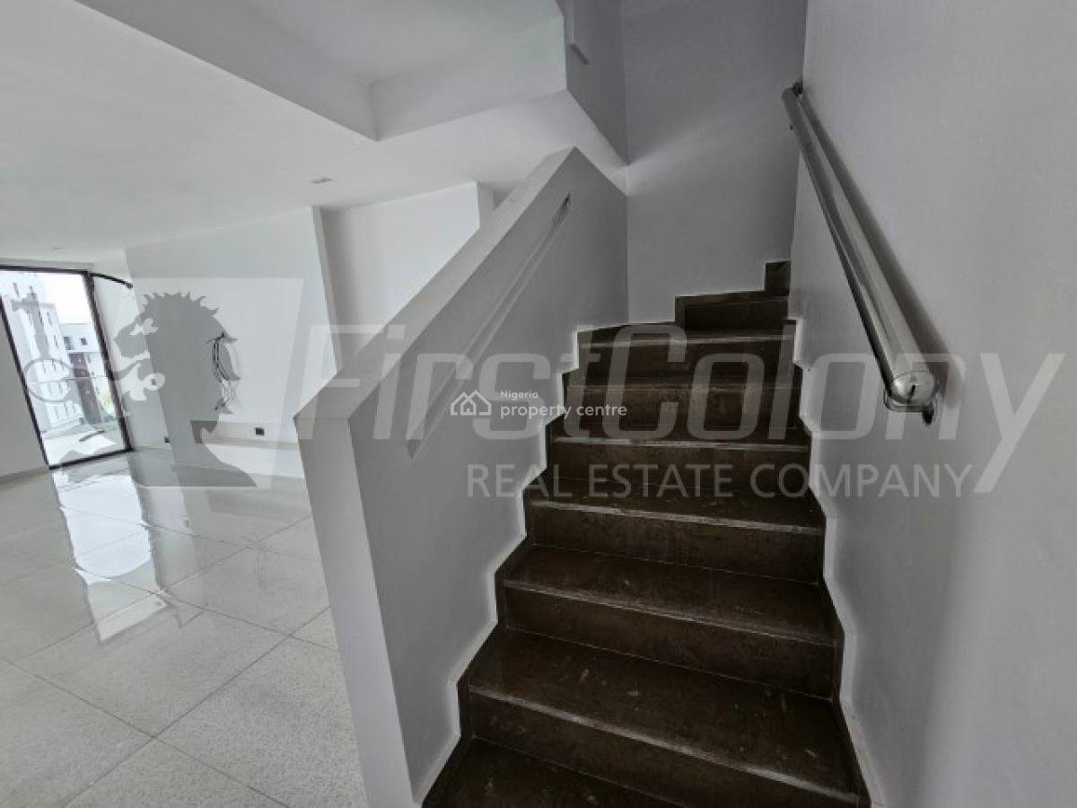 Gigantic 5 Bedroom Penthouse Maisonette with Great Facilities, Old Ikoyi, Ikoyi, Lagos, Flat / Apartment for Sale