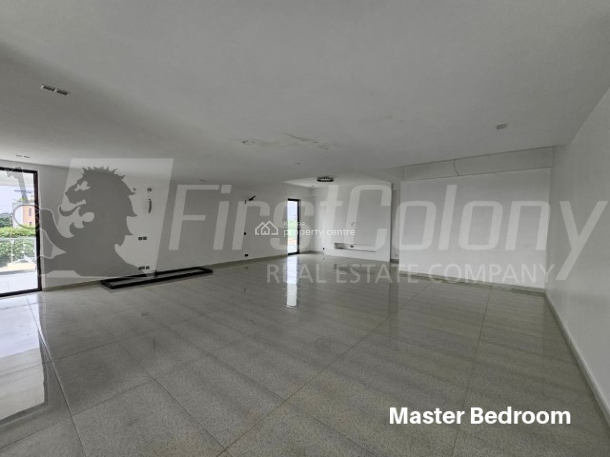 Gigantic 5 Bedroom Penthouse Maisonette with Great Facilities, Old Ikoyi, Ikoyi, Lagos, Flat / Apartment for Sale