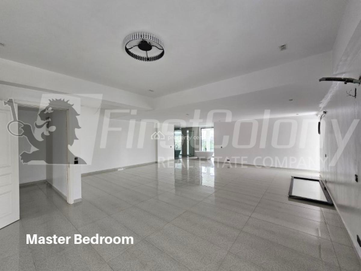 Gigantic 5 Bedroom Penthouse Maisonette with Great Facilities, Old Ikoyi, Ikoyi, Lagos, Flat / Apartment for Sale