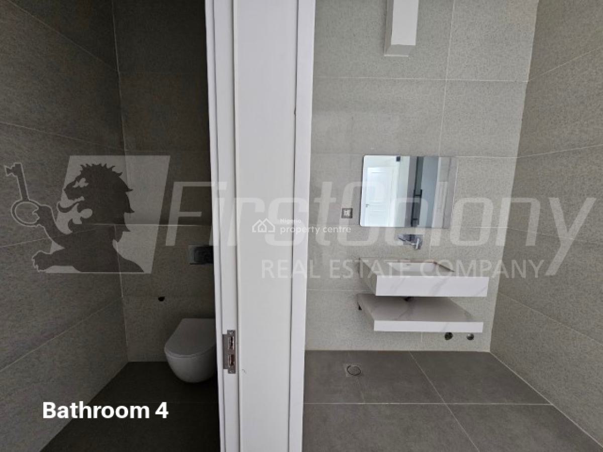 Gigantic 5 Bedroom Penthouse Maisonette with Great Facilities, Old Ikoyi, Ikoyi, Lagos, Flat / Apartment for Sale