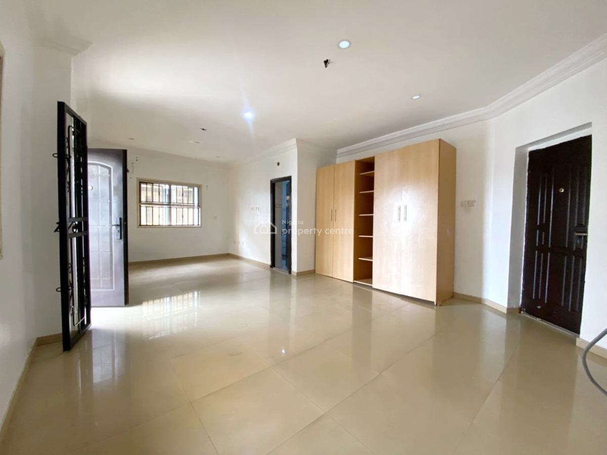 Luxury 5 Bedroom Fully Detached Duplex with a Room Bq, Gra Phase 1, Magodo, Lagos, Detached Duplex for Rent