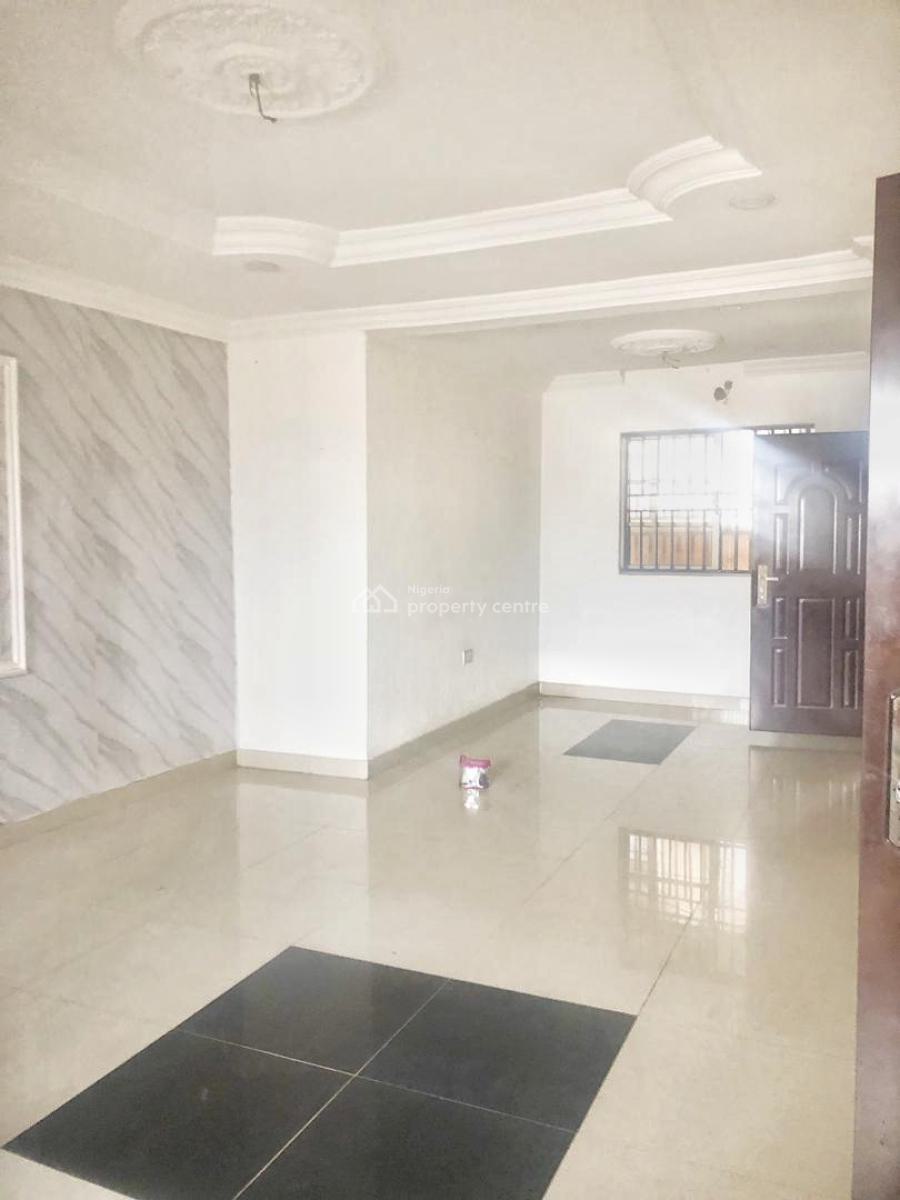 Well Maintained & Spacious 3 Bedroom Apartment, Gra Phase 1, Magodo, Lagos, Flat / Apartment for Rent