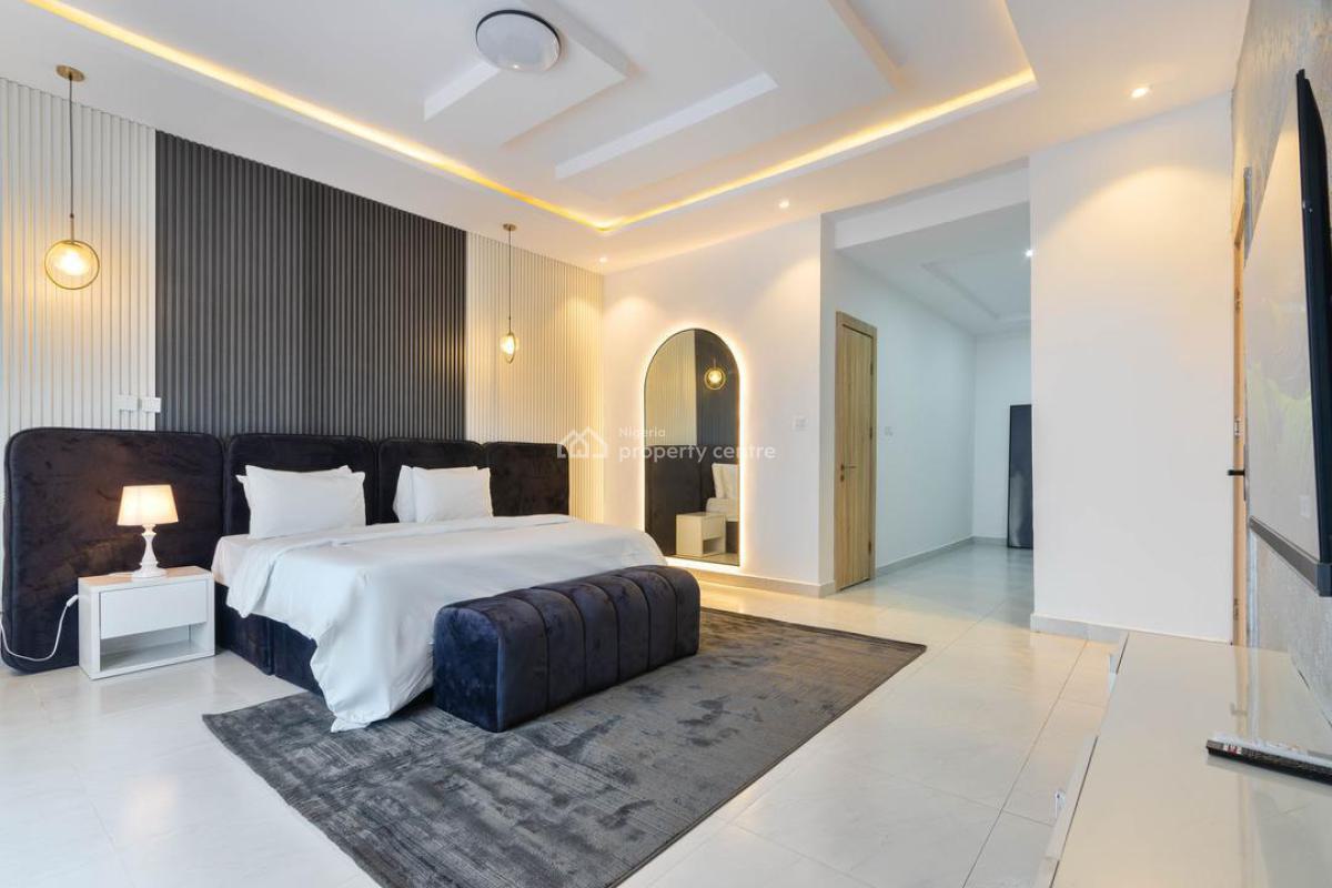 Cozy  3 Bedroom Penthouse, Admiralty Estate, Lekki Phase 1, Lekki, Lagos, Flat / Apartment Short Let