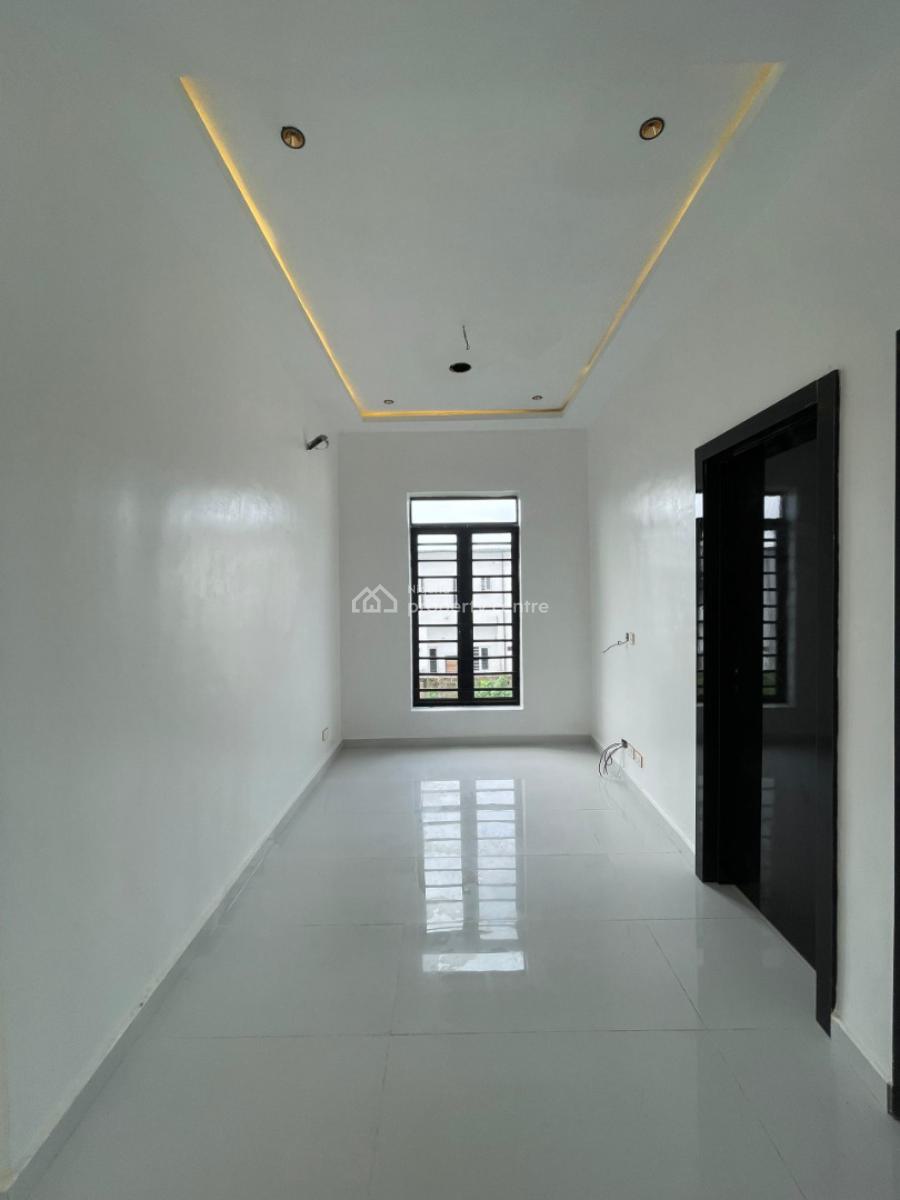 Spacious 5 Bedroom Detached Duplex with Bq, Orchid Road Eleganza Bustop Lekki Lagos, Lekki, Lagos, Detached Duplex for Sale