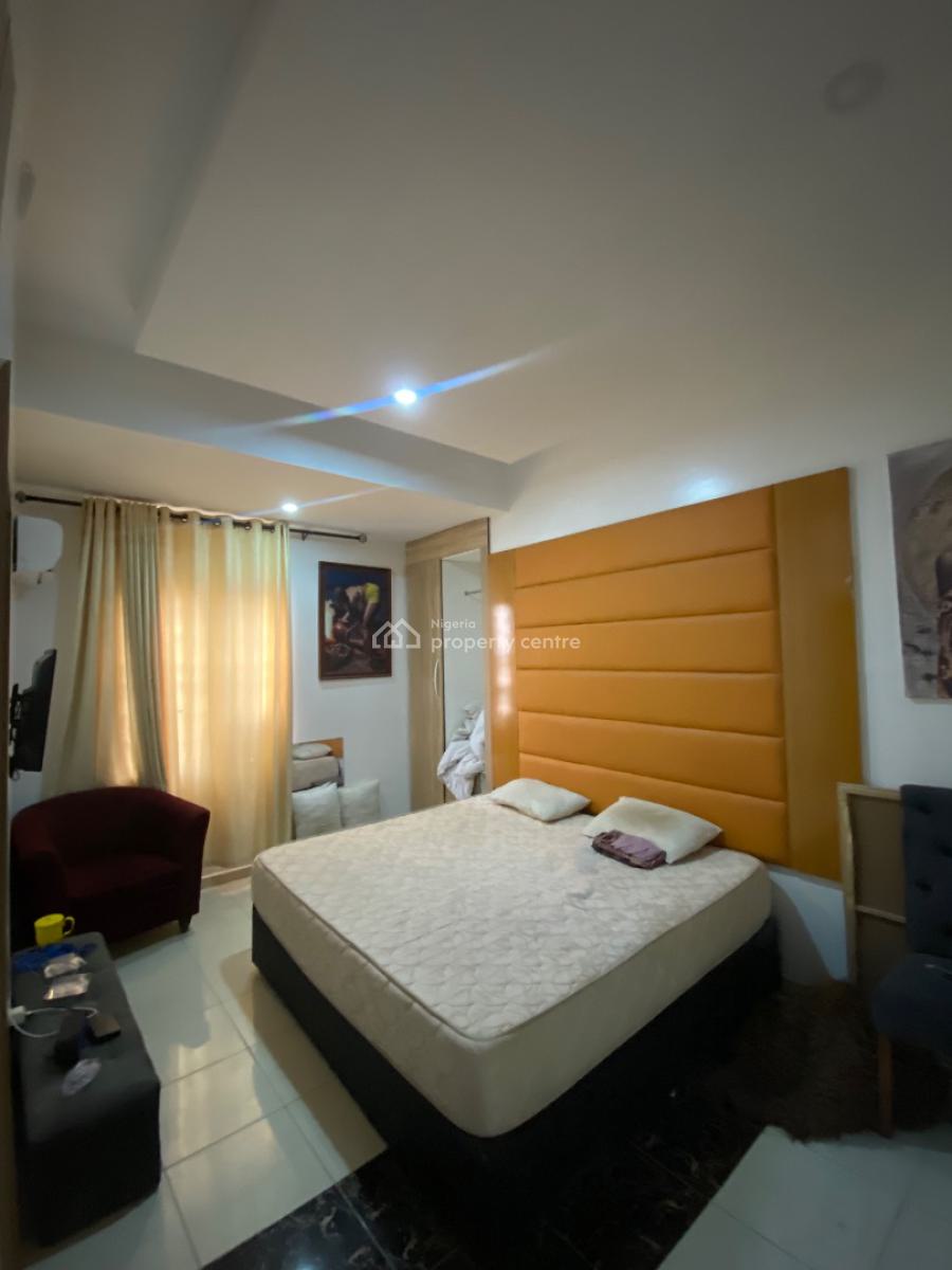 Luxury Serviced 3 Bedroom Flat in The Heart of Phase 1, Lekki Base 1 , Afmiralty Way, Lekki Phase 1, Lekki, Lagos, Flat / Apartment for Rent