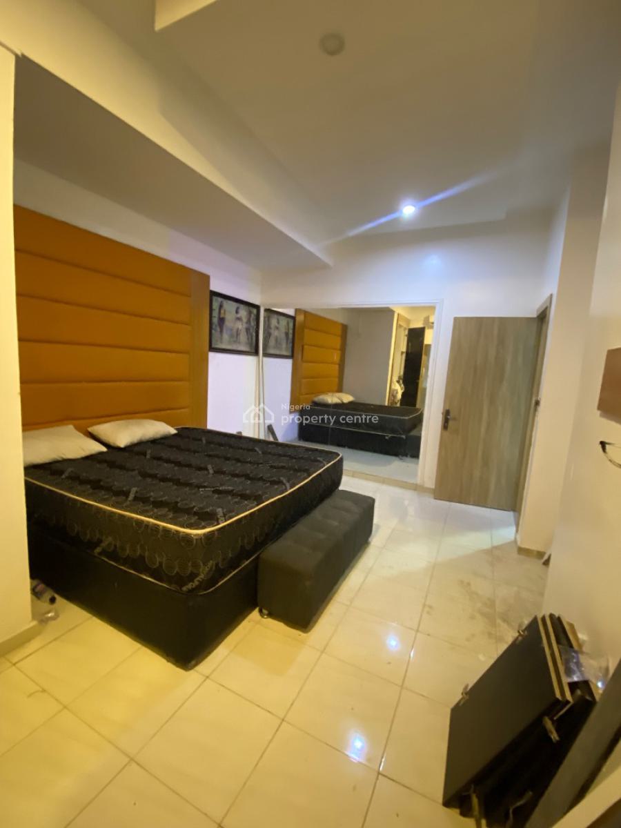 Luxury Serviced 3 Bedroom Flat in The Heart of Phase 1, Lekki Base 1 , Afmiralty Way, Lekki Phase 1, Lekki, Lagos, Flat / Apartment for Rent