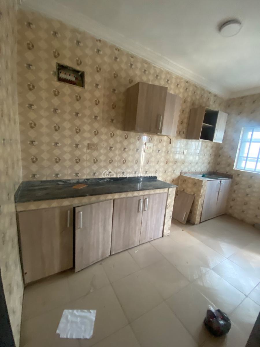 Super Affordable 2 Bedroom Apartment, United Estate Axis, Sangotedo, Ajah, Lagos, Flat / Apartment for Rent