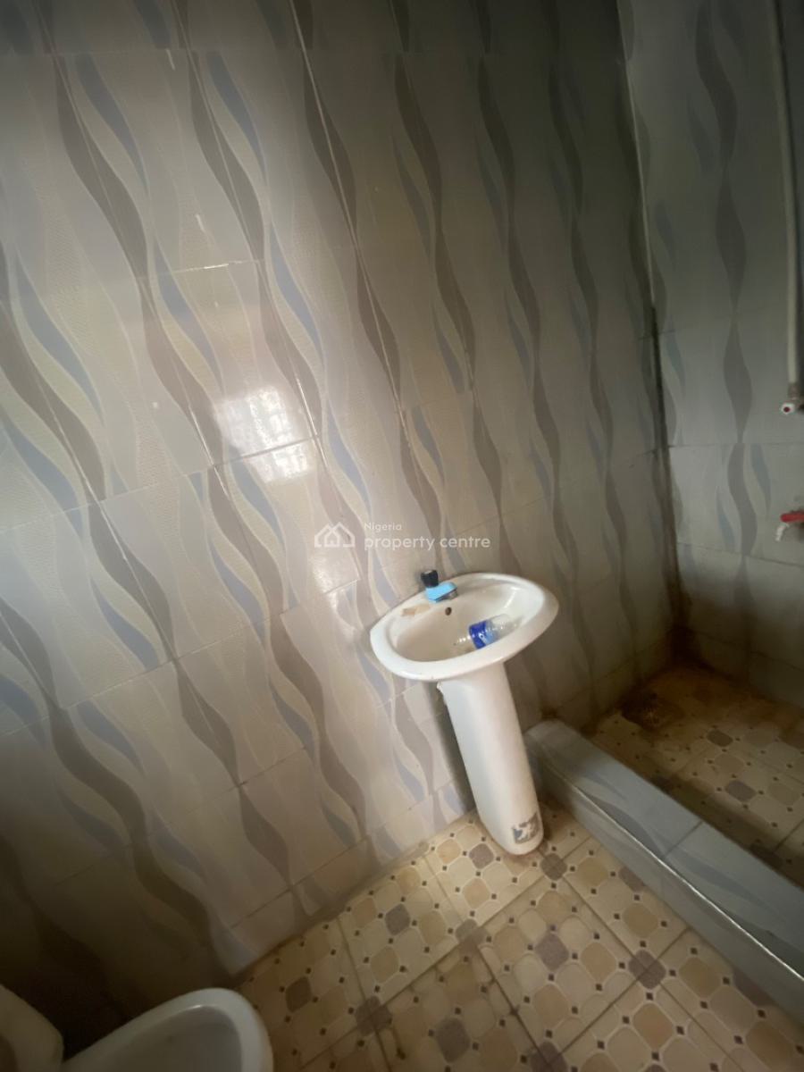Super Affordable 2 Bedroom Apartment, United Estate Axis, Sangotedo, Ajah, Lagos, Flat / Apartment for Rent