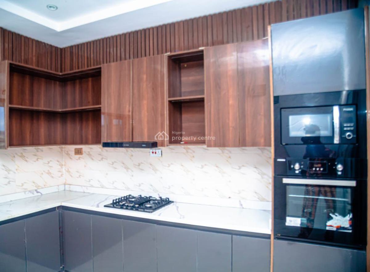 Luxury 3 Bedroom Apartment, Chevron Drive, Lekki, Lagos, Block of Flats for Sale