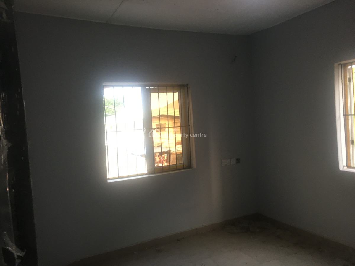 6 Bedrooms Detached Bungalow, Coker Road, Ilupeju, Lagos, Office Space for Rent