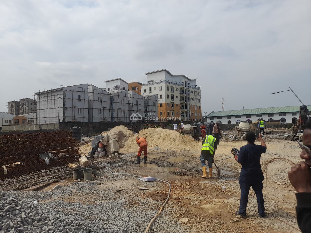 Studio Apartment Opportunity to Co-own a Cashflow Asset with a Gym, Off Herbert Macauley Way Prime Shortlet Location to Yaba Rail Station, Alagomeji, Yaba, Lagos, House for Sale