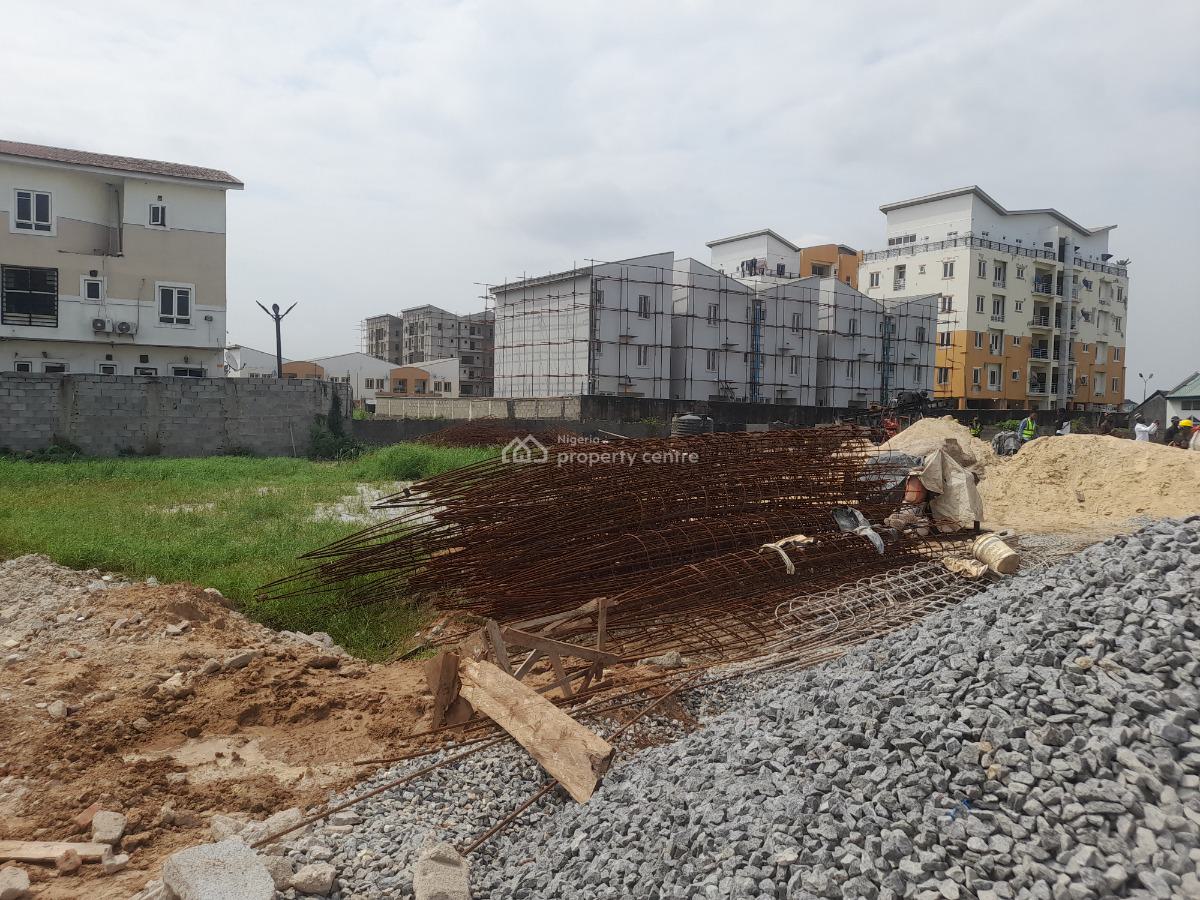 Studio Apartment Opportunity to Co-own a Cashflow Asset with a Gym, Off Herbert Macauley Way Prime Shortlet Location to Yaba Rail Station, Alagomeji, Yaba, Lagos, House for Sale