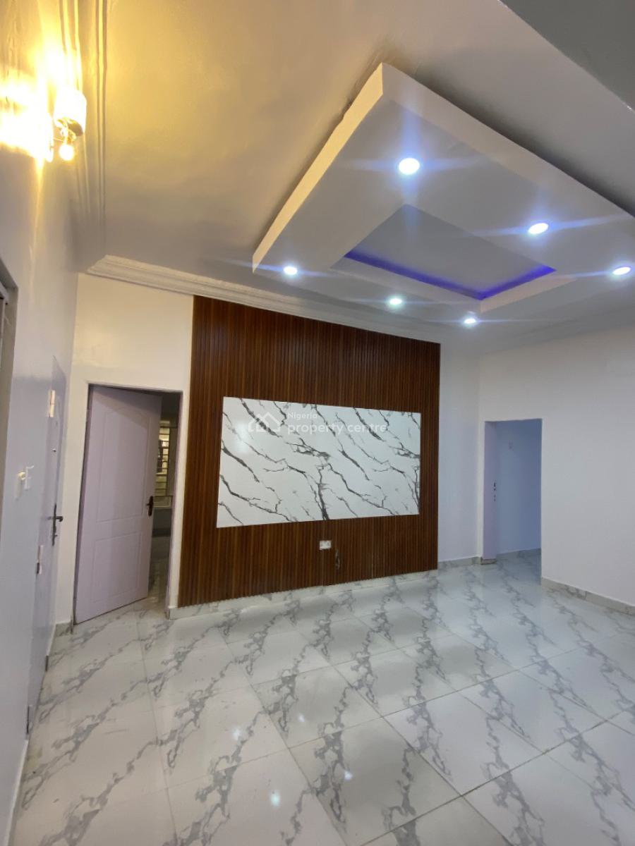 Elegant 2 Bedroom Flo Cared at Phase 1 Serene Environment, Lekki Phase 1 , Serene Environment, Lekki Phase 1, Lekki, Lagos, Flat / Apartment for Rent
