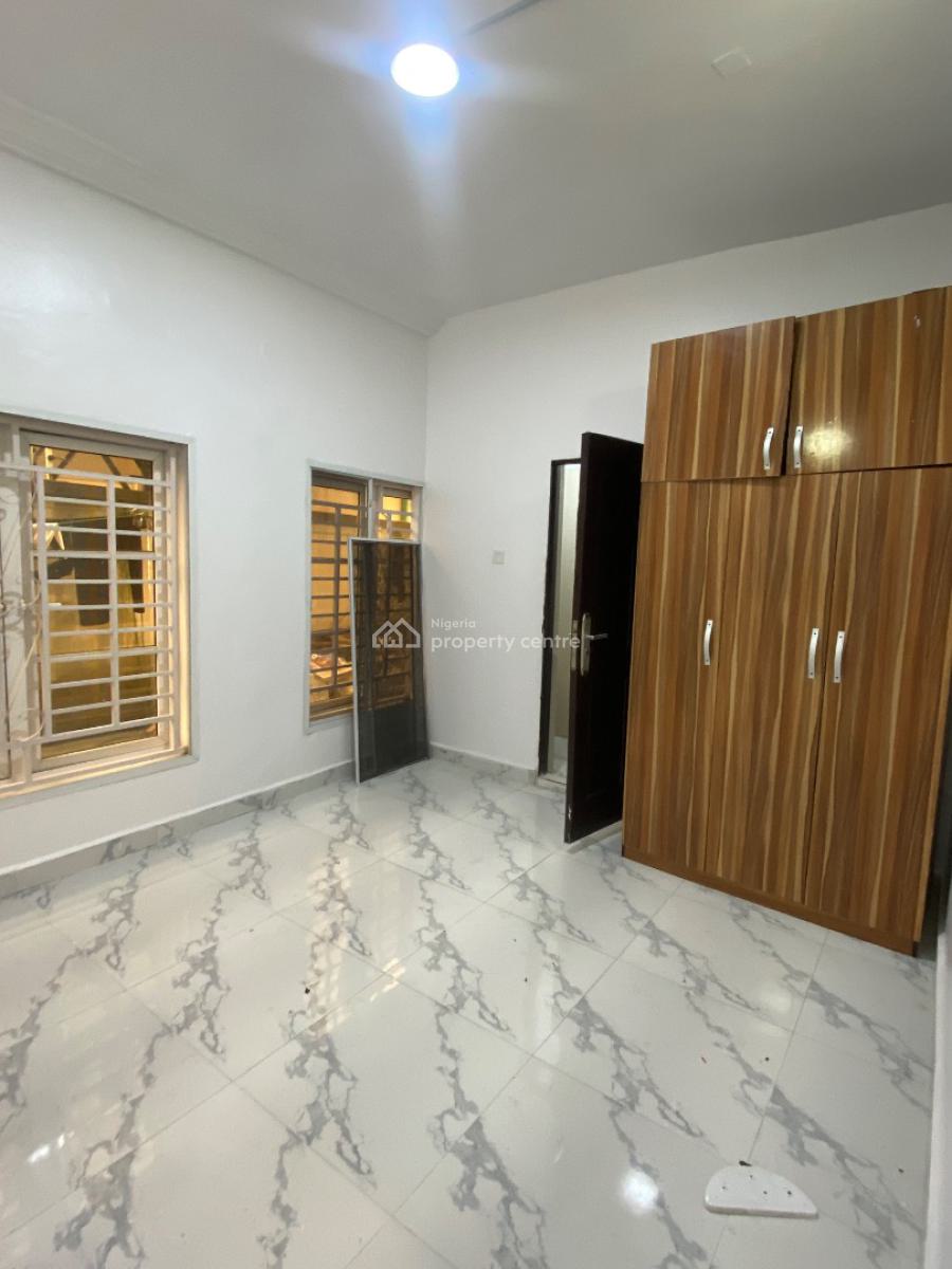 Elegant 2 Bedroom Flo Cared at Phase 1 Serene Environment, Lekki Phase 1 , Serene Environment, Lekki Phase 1, Lekki, Lagos, Flat / Apartment for Rent